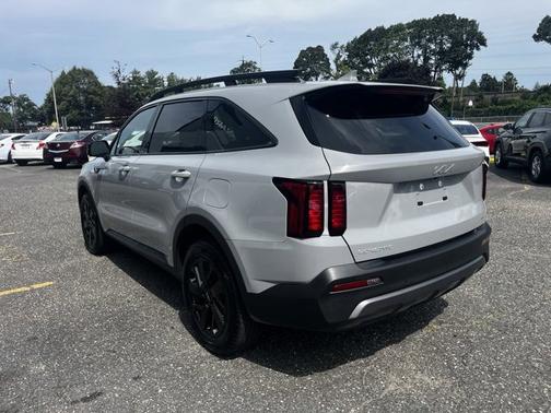 2023 Kia Sorento X-Line S