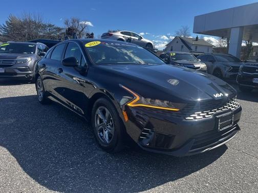 2022 Kia K5 LXS