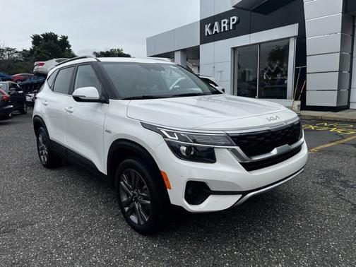2023 Kia Seltos S