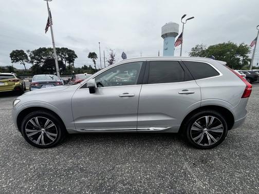2022 Volvo XC60 B5 AWD Inscription