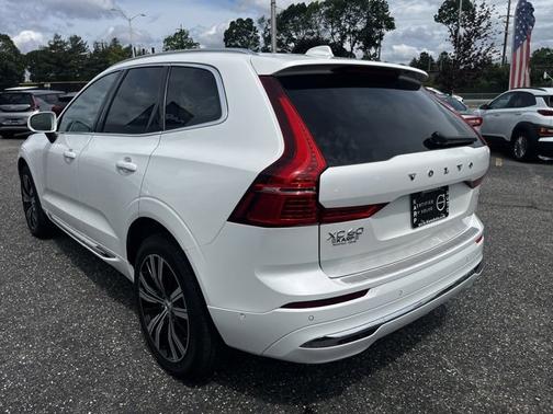 2022 Volvo XC60 B5 AWD Inscription