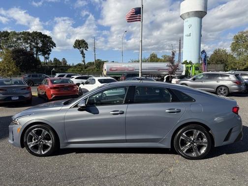 2023 Kia K5 EX