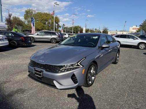 2023 Kia K5 EX