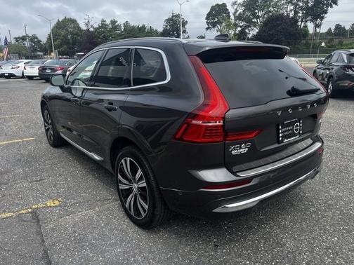 2022 Volvo XC60 B5 AWD Inscription
