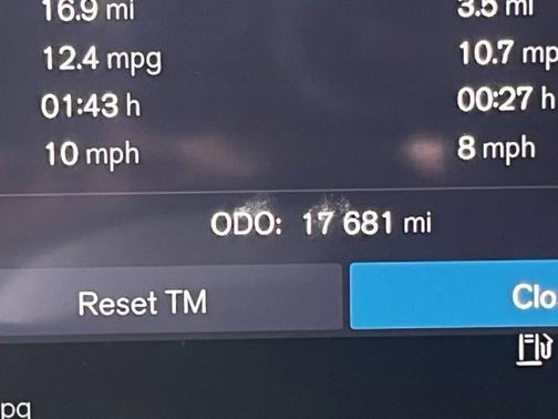 2023 Volvo XC60 B5 AWD Core