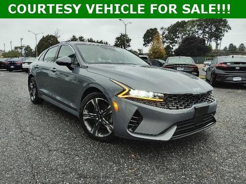 2022 Kia K5 EX
