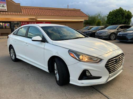 2018 Hyundai SONATA SE