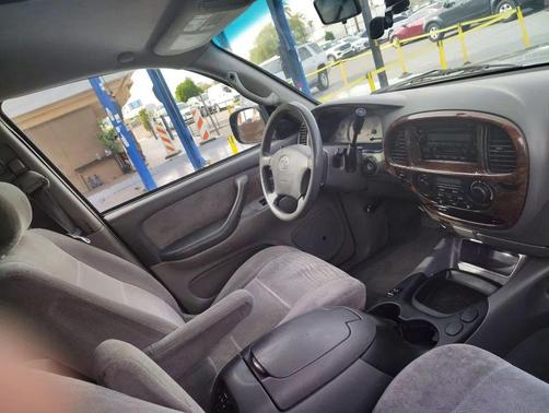 2003 Toyota Sequoia SR5