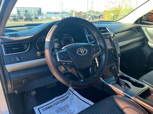2015 Toyota Camry SE
