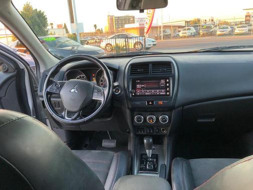 2018 Mitsubishi Outlander Sport 2.4 SE