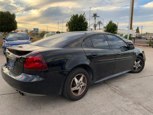 2004 Pontiac Grand Prix GT2