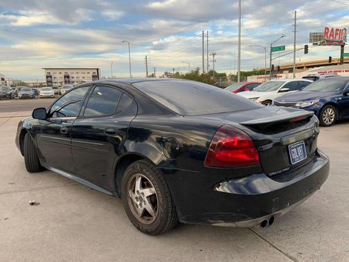 2004 Pontiac Grand Prix GT2