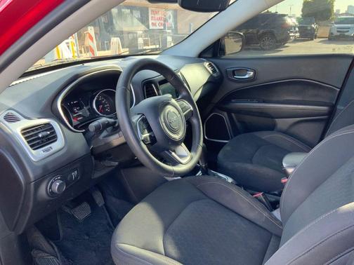 2019 Jeep Compass Sport