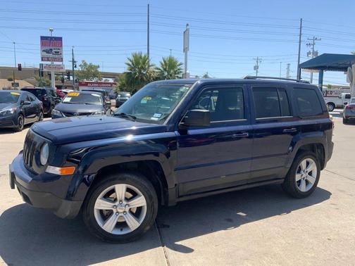 True Blue Pearlcoat 2016 Jeep Patriot Sport