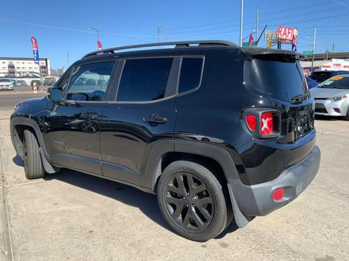 2017 Jeep Renegade Altitude