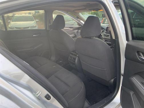 2019 Nissan Altima 2.5 SV
