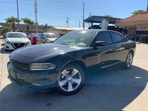 2016 Dodge Charger SXT