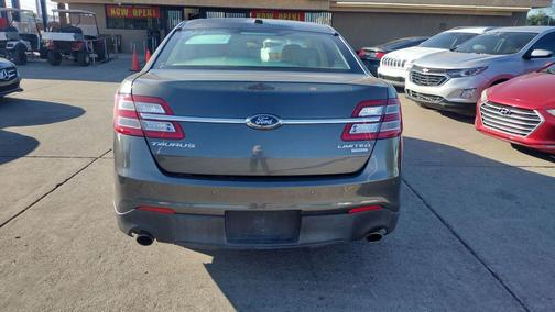 2015 Ford Taurus Limited