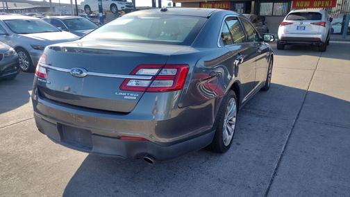 2015 Ford Taurus Limited