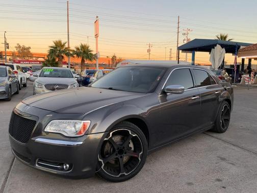 2013 Chrysler 300C Base