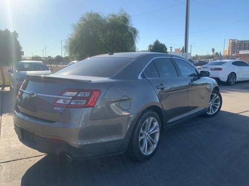 2013 Ford Taurus SEL