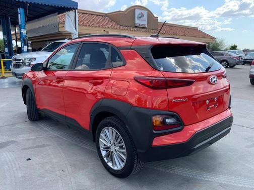 2020 Hyundai KONA SEL