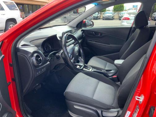 2020 Hyundai KONA SEL