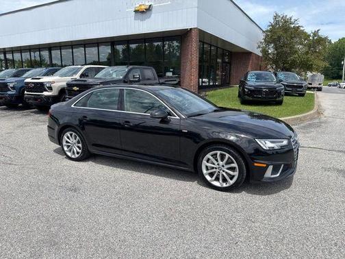 Mythos Black Metallic 2019 Audi A4 2.0T Premium Plus
