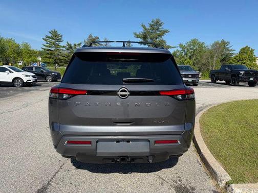 Gun Metallic 2026 Nissan Pathfinder SL