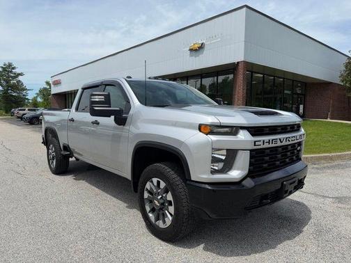 Silver Ice Metallic 2023 Chevrolet Silverado 2500 Custom