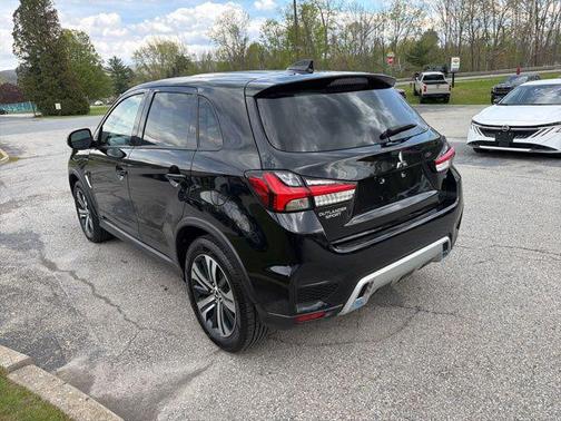 Labrador Black Pearl 2023 Mitsubishi Outlander Sport SE