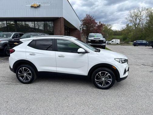 Summit White 2023 Buick Encore GX Select