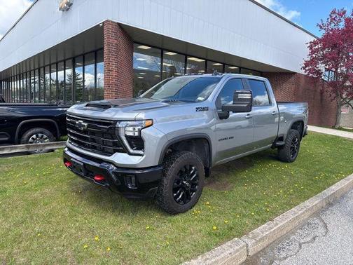 Sterling Gray Metallic 2025 Chevrolet Silverado 2500 LT