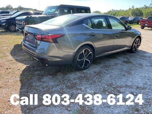 Gun Metallic 2024 Nissan Altima SR FWD