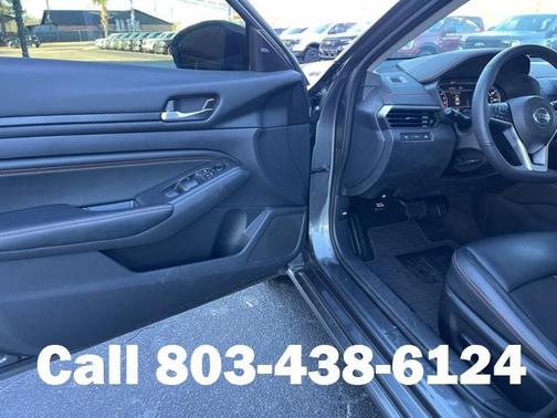 2022 Nissan Altima SR FWD