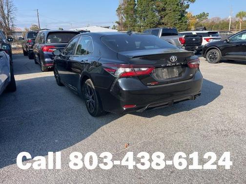 2022 Toyota Camry SE