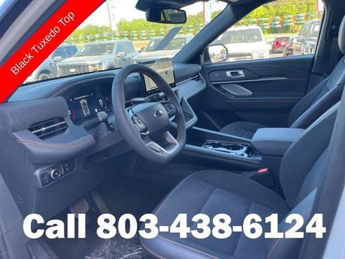 Star White Metallic Tri-Coat 2026 Ford Explorer Tremor