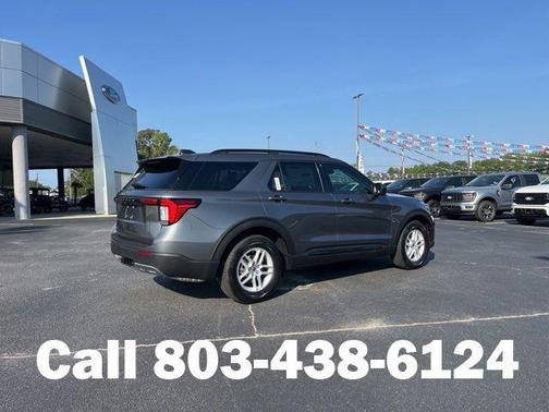 Carbonized Gray Metallic 2026 Ford Explorer Active