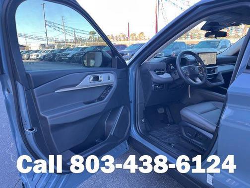 Vapor Blue Metallic 2026 Ford Explorer Active