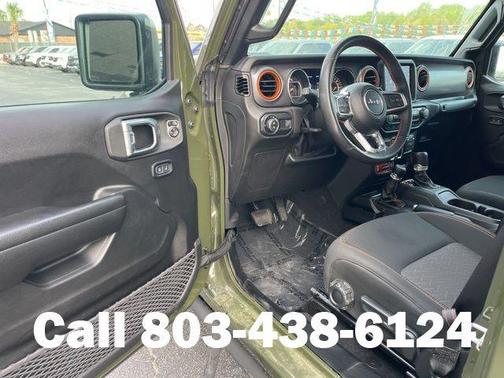 Sarge Green Clearcoat 2023 Jeep Gladiator Mojave 4x4