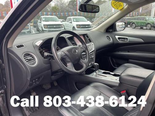 2018 Nissan Pathfinder SL