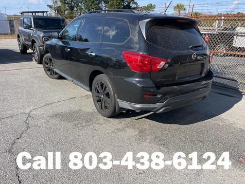 2018 Nissan Pathfinder SL