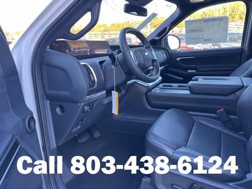 2025 Ford Expedition Platinum