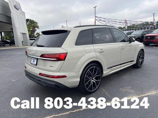2021 Audi Q7 55 Prestige