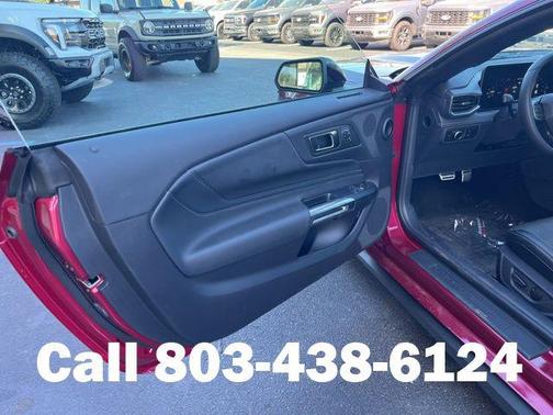 Molten Magenta Metallic Tinted Clearcoat 2026 Ford Mustang GT Premium