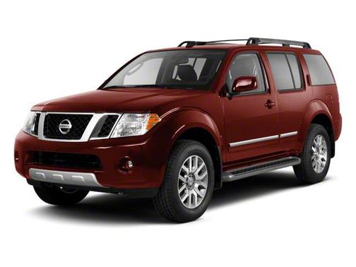 2010 Nissan Pathfinder LE