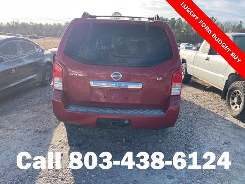 2010 Nissan Pathfinder LE