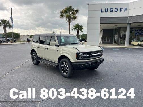 Desert Sand 2026 Ford Bronco Outer Banks