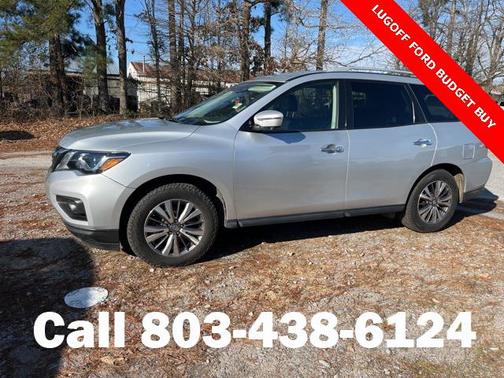 2019 Nissan Pathfinder SL