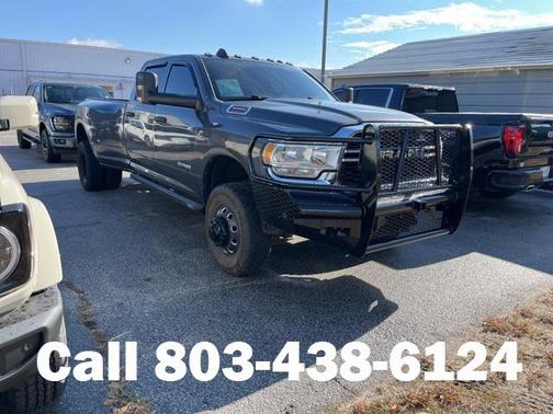 2019 RAM 3500 Tradesman Crew Cab 4x4 8' Box